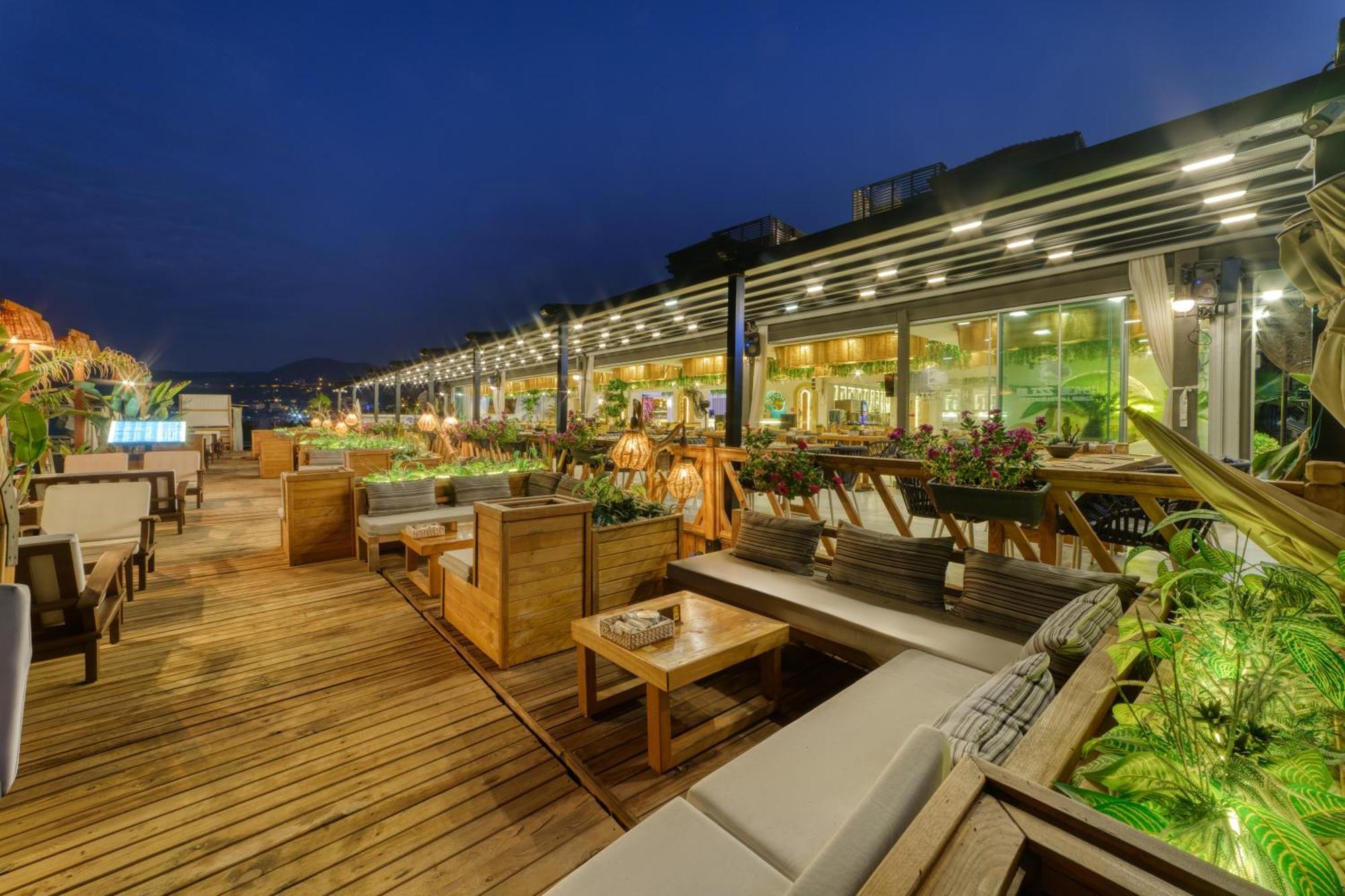 Royalisa Palmiye Beach Hotel Adult Only Аланя Екстериор снимка