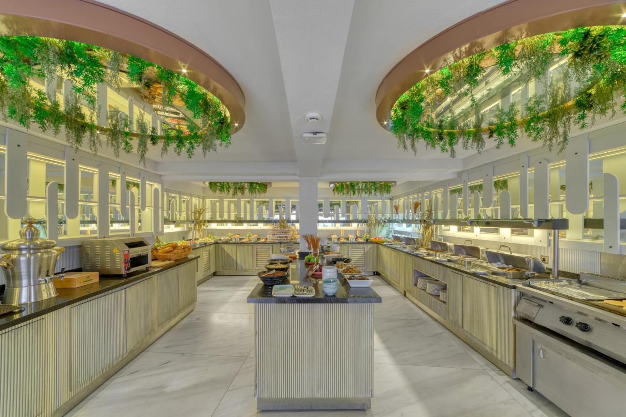 Royalisa Palmiye Beach Hotel Adult Only Аланя Екстериор снимка