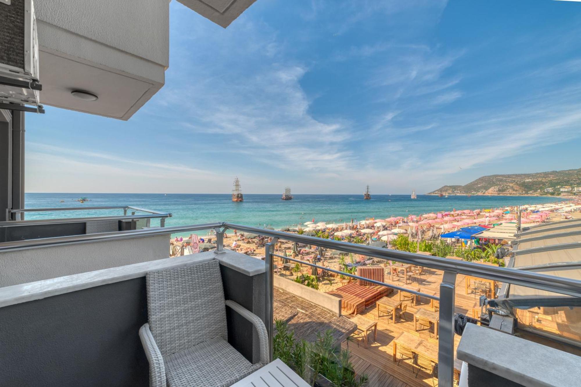 Royalisa Palmiye Beach Hotel Adult Only Аланя Екстериор снимка